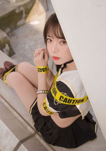 小说豪乳老师刘艳