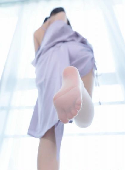 阿诺拉免费观看