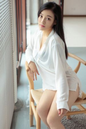 年轻女教师电影