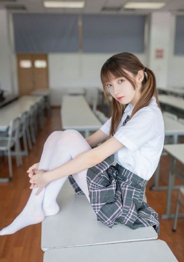 监狱学园无修版