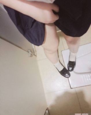 一区二区三区亚洲视频