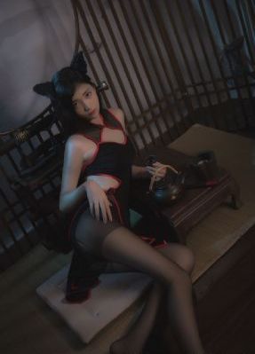 皇后的顶流日常100集剧情介绍